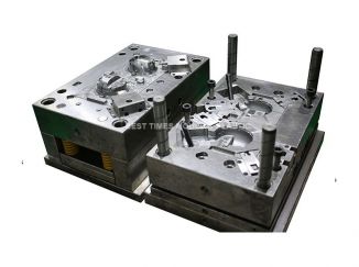 Plastic injection molds