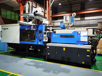 เครื่องฉีดพลาสติก 2K